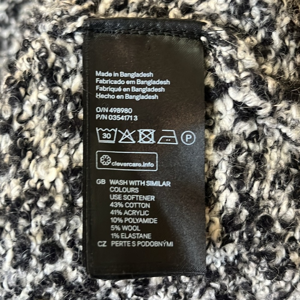 H&M Cardigan - Picture 4 of 5